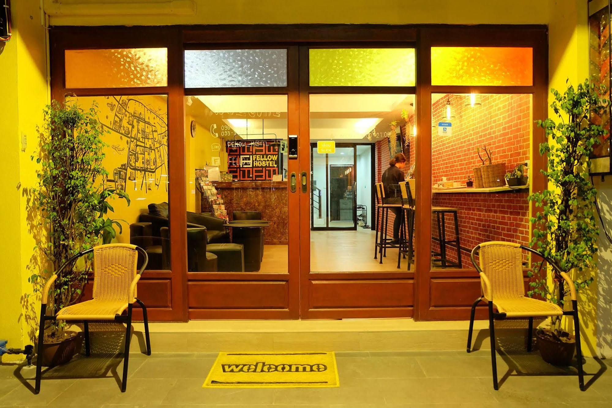 Fellow Hostel Chiang Mai Luaran gambar